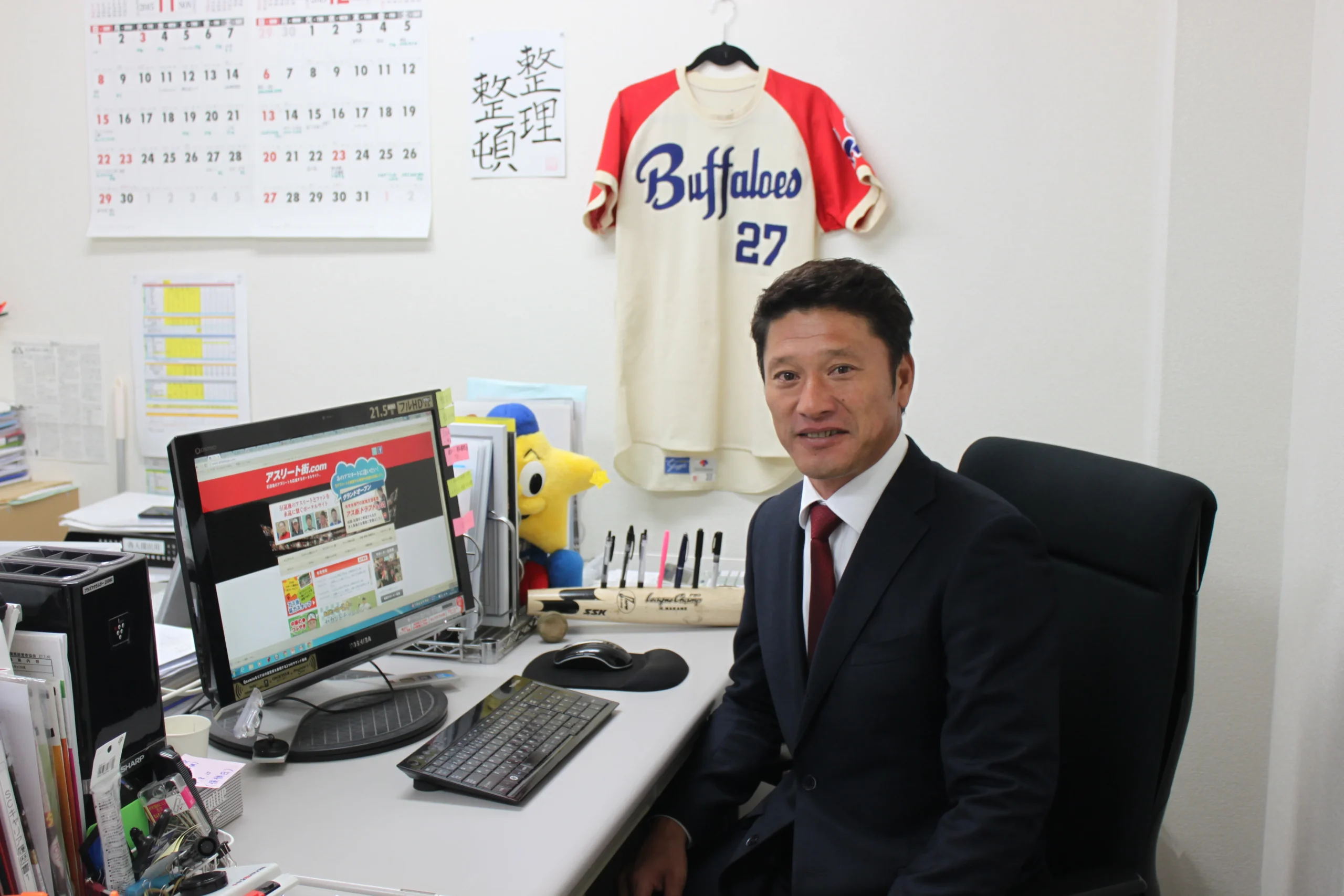 【事業紹介】外出中でも会社番号でお客様に対応し、満足度アップ – 株式会社ジェイアイエヌ27 様